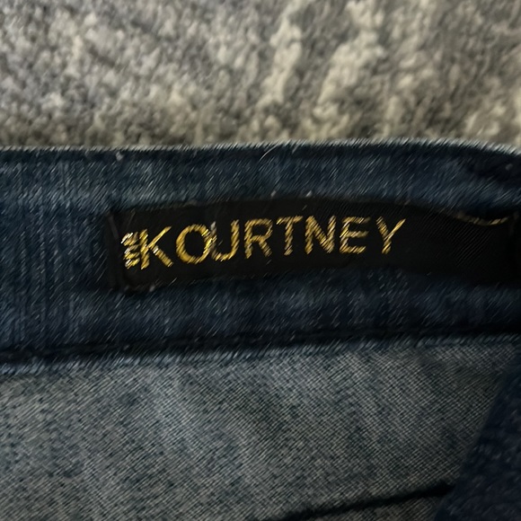 Kardashian Jeans EUC - Picture 4 of 7